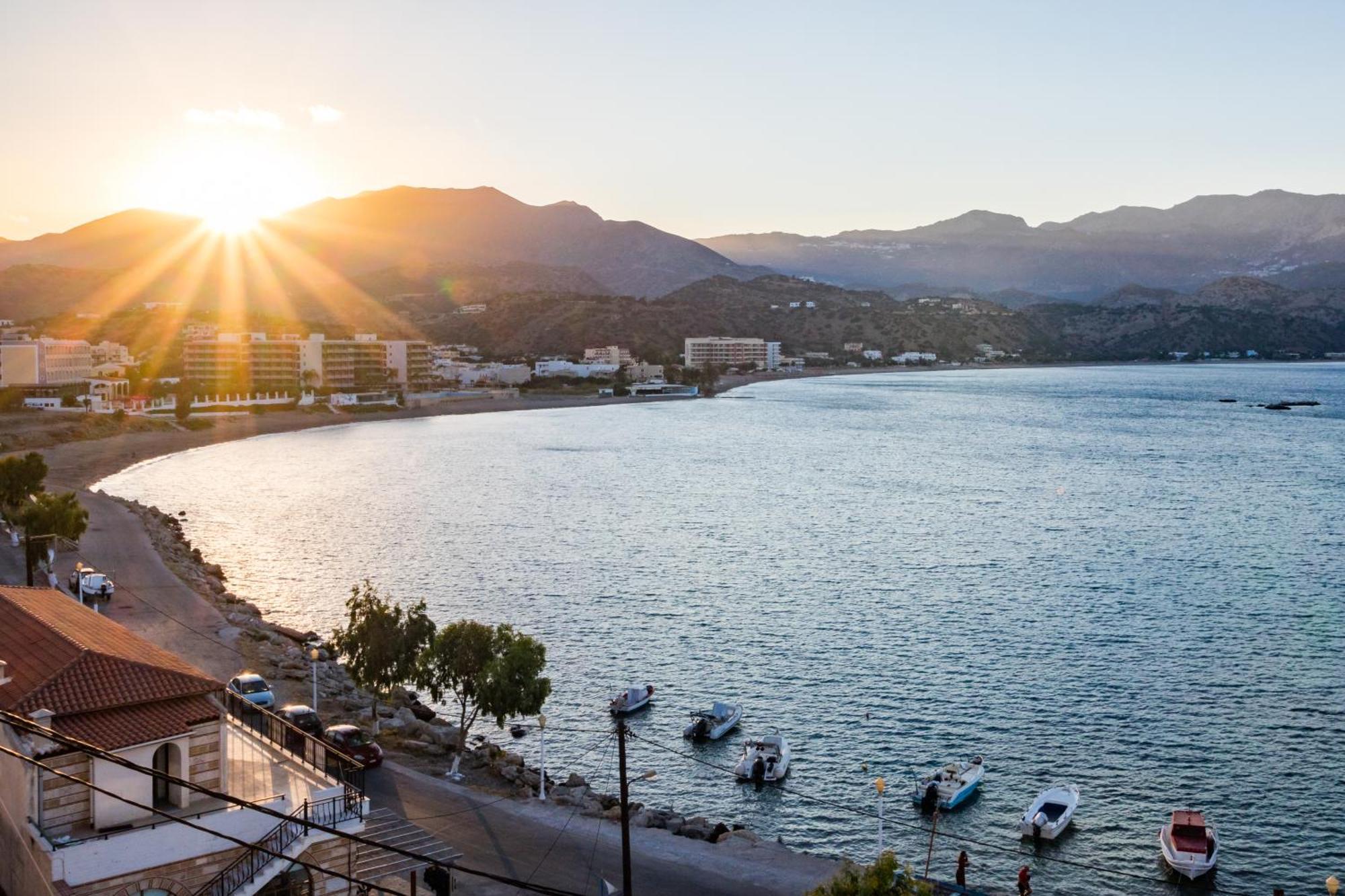 Olia Boutique Apartments Karpatos Zewnętrze zdjęcie